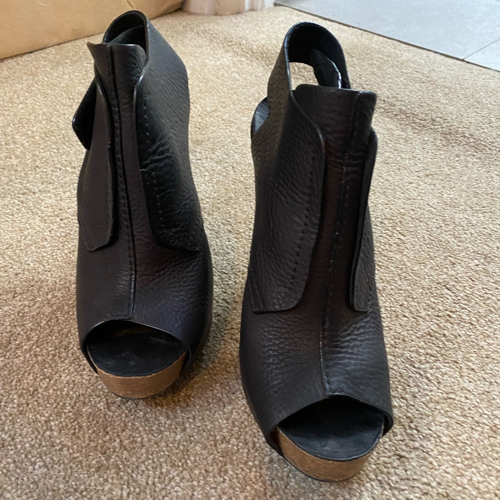 Black leather Pedro Garcia shoes